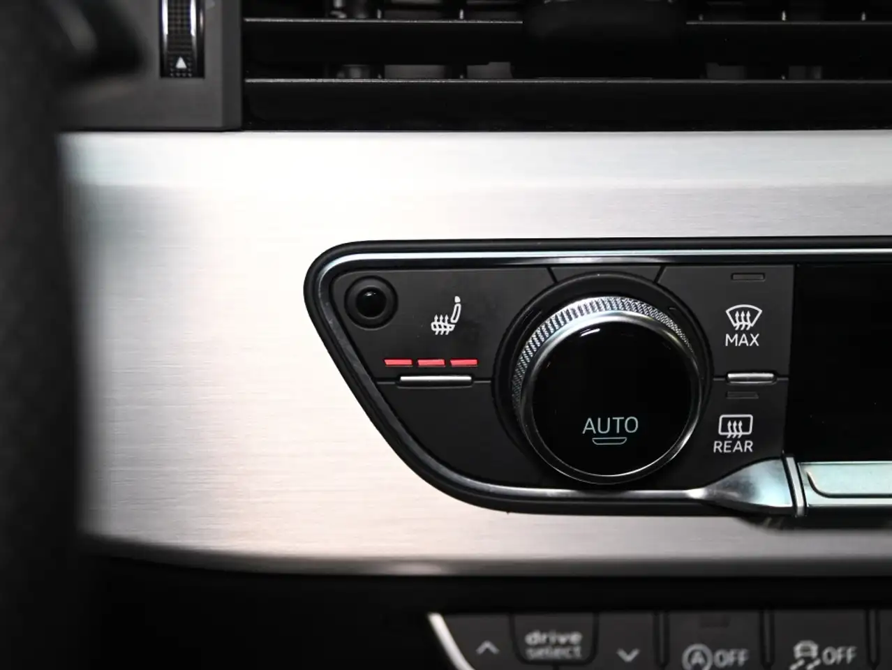 Audi A4 снимка Audi A4