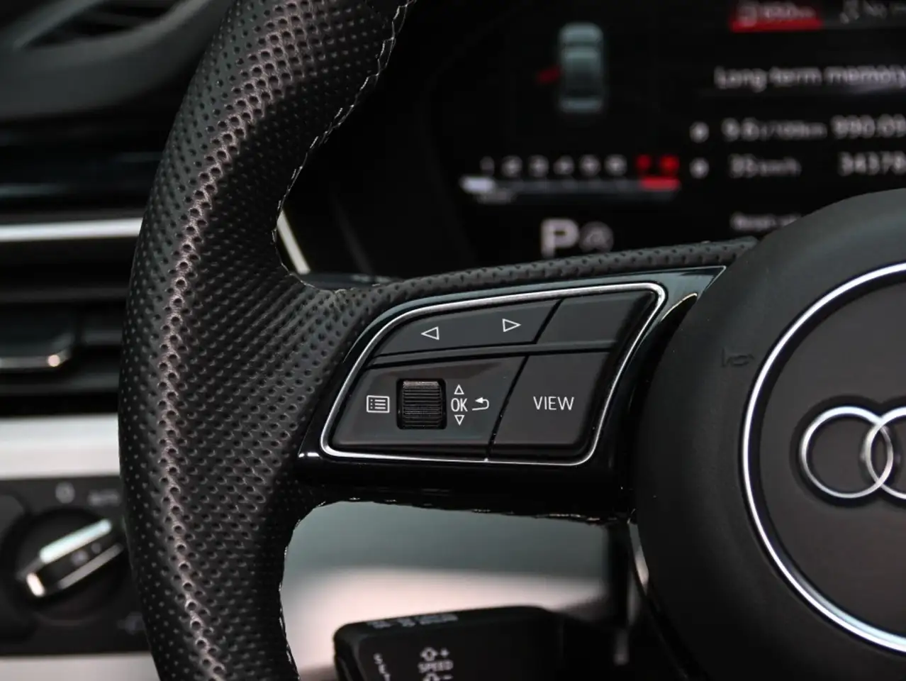 Audi A4 снимка Audi A4