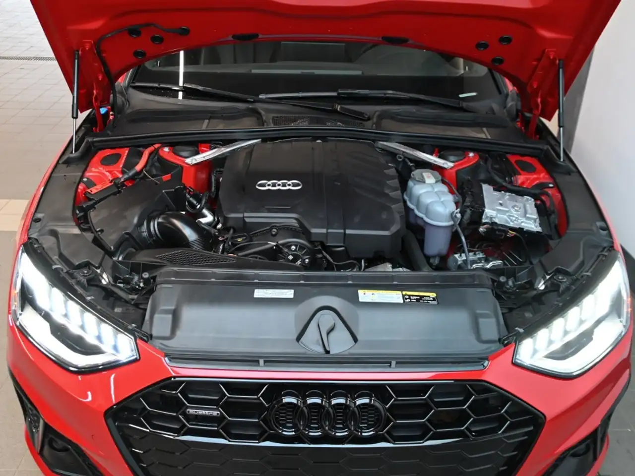 Audi A4 снимка Audi A4