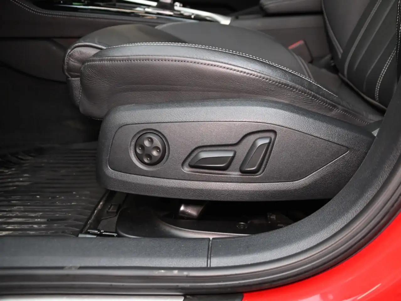 Audi A4 снимка Audi A4