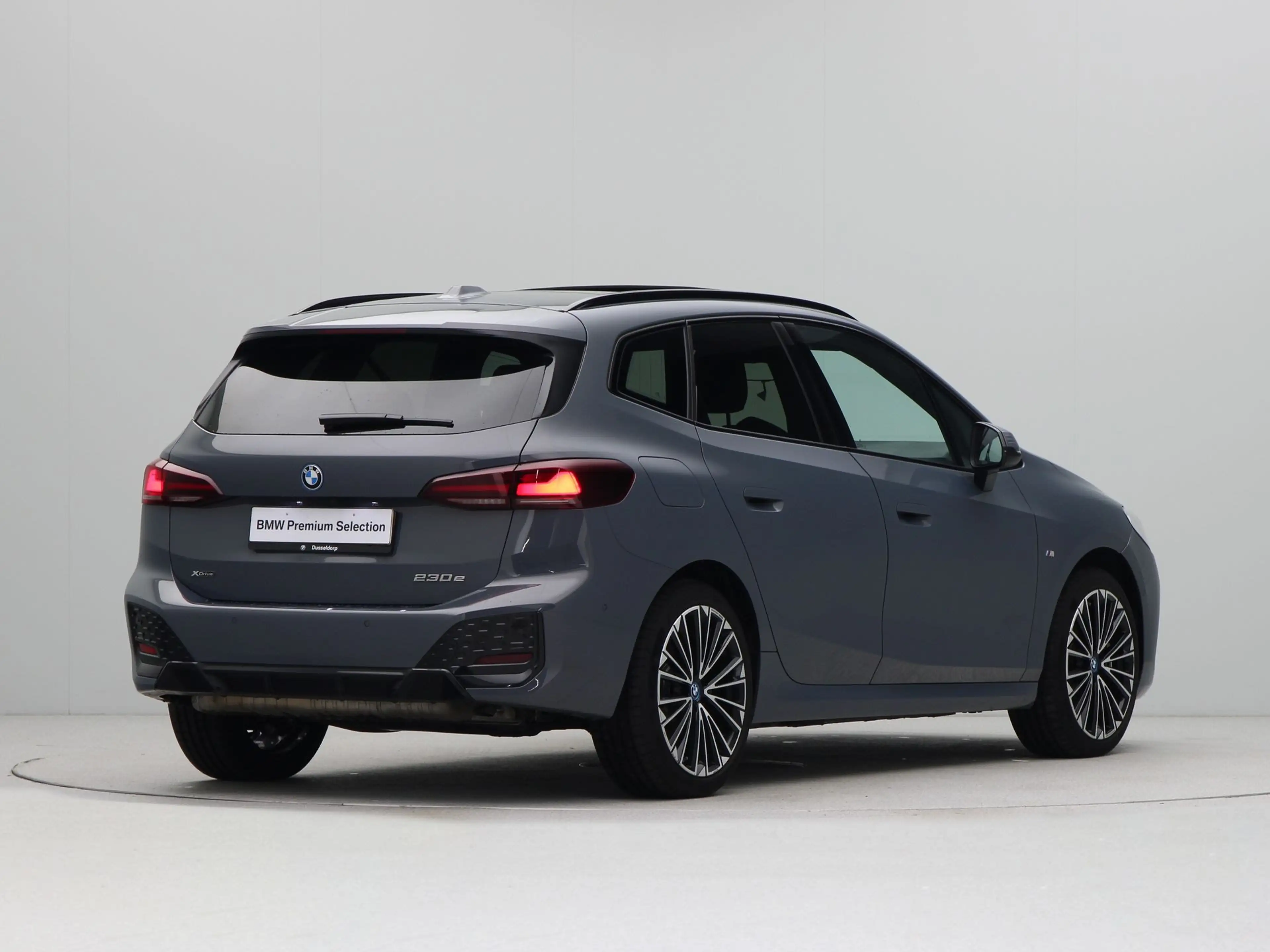BMW 230 2 Serie Active Tourer 230e xDrive — photo 10