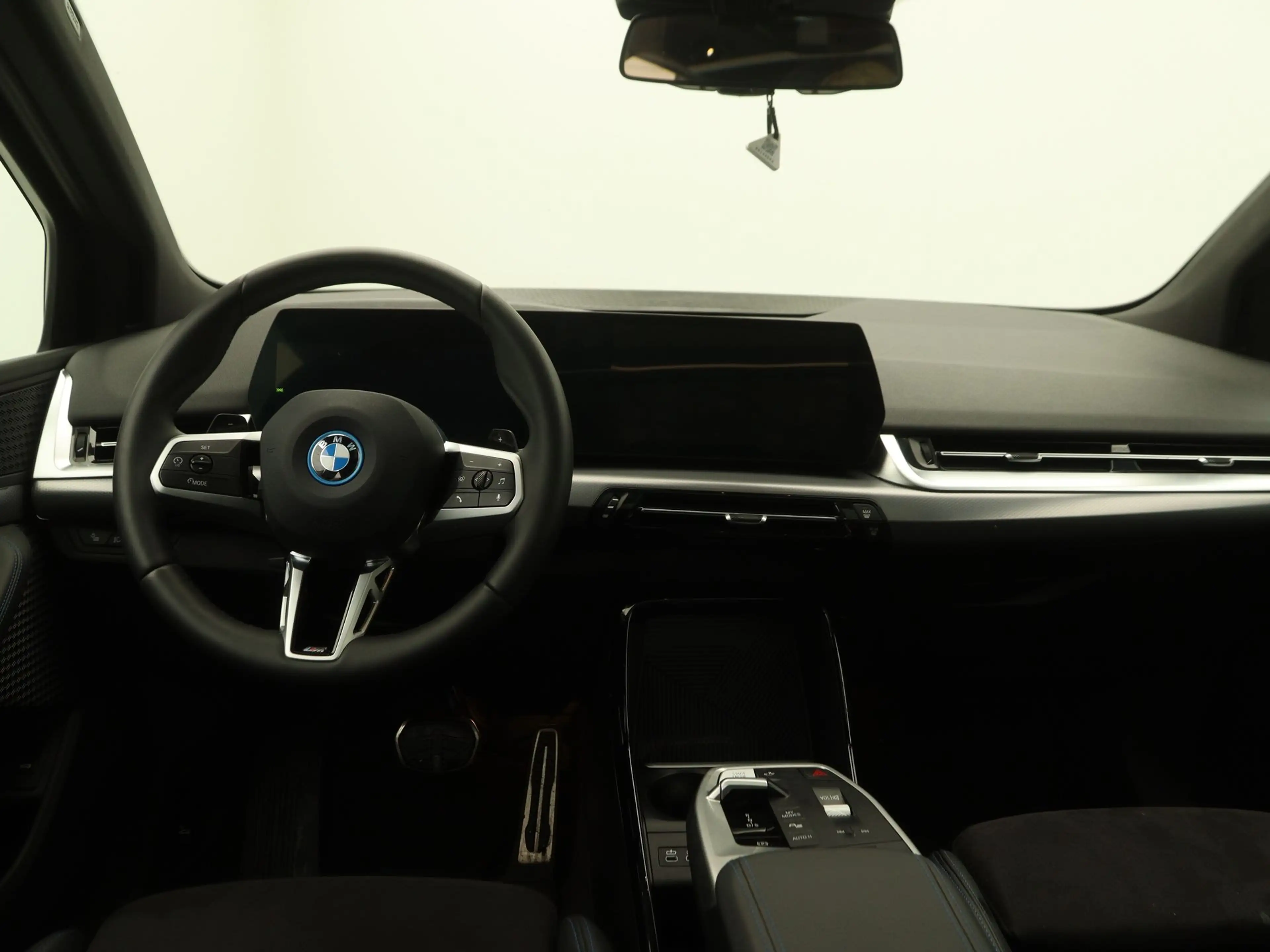 BMW 230 2 Serie Active Tourer 230e xDrive — photo 14