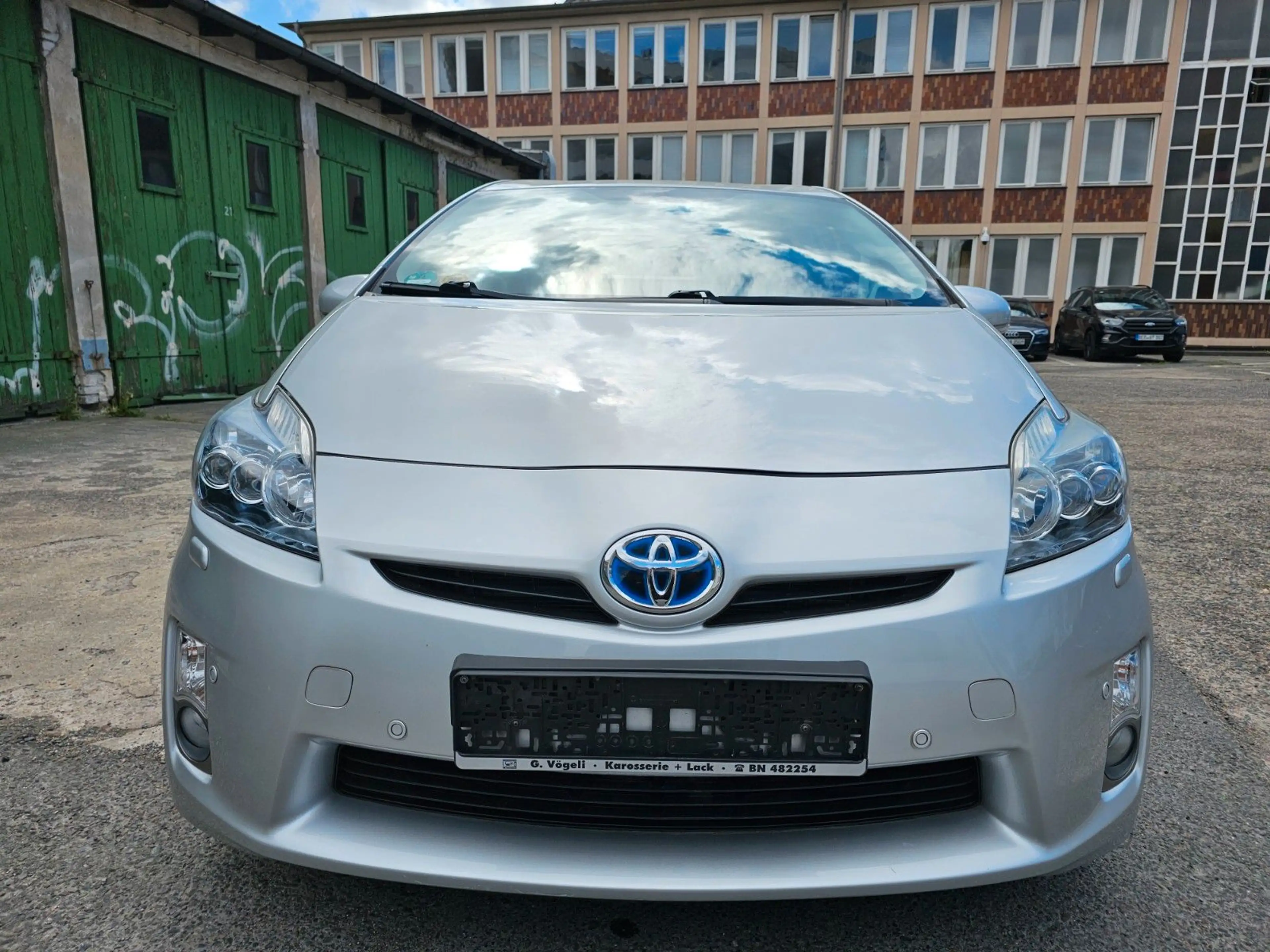 Toyota Prius 1.8 Hybrid Executive Nur 41553 Kilometer — photo 2