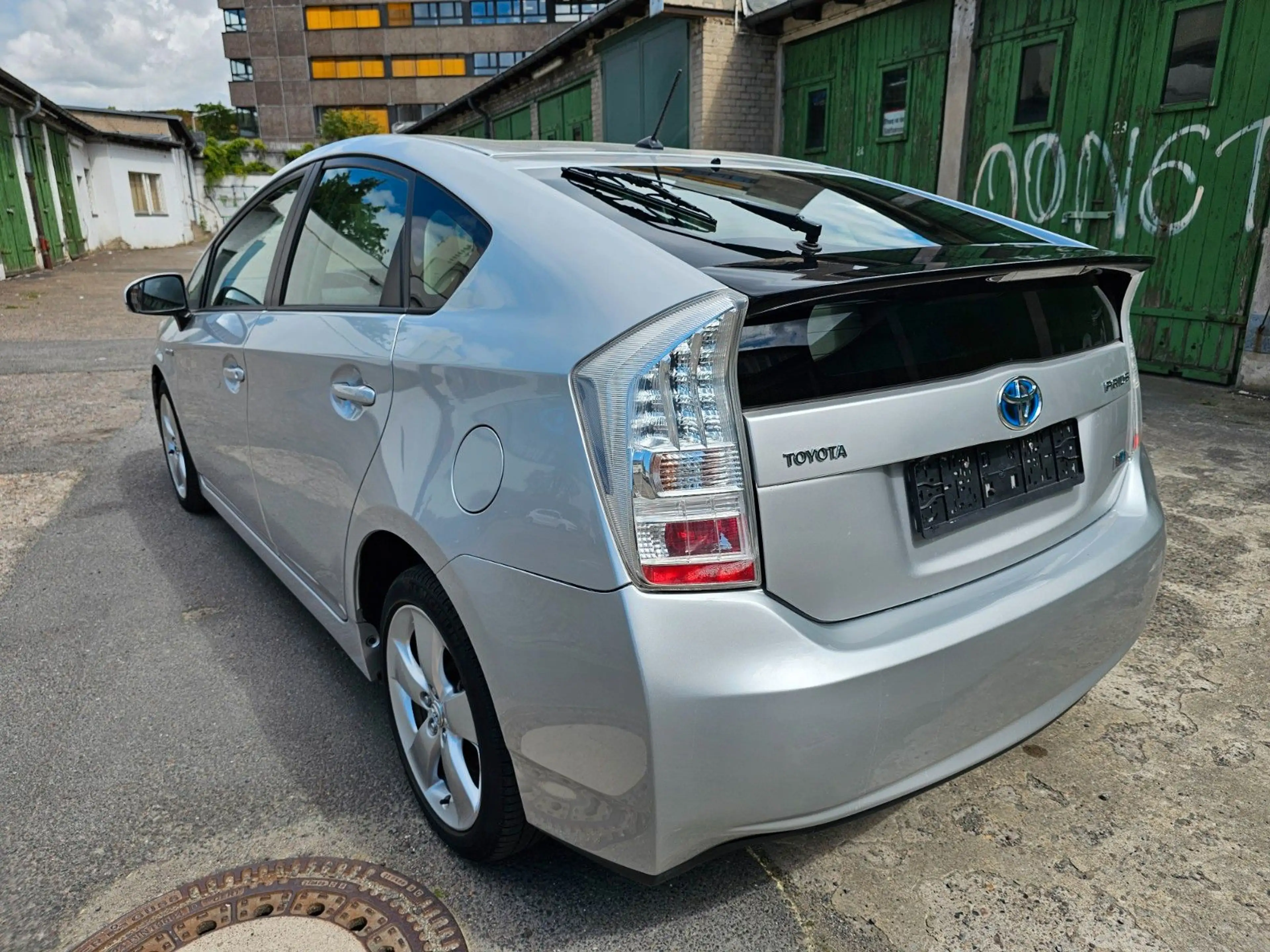 Toyota Prius 1.8 Hybrid Executive Nur 41553 Kilometer — photo 7