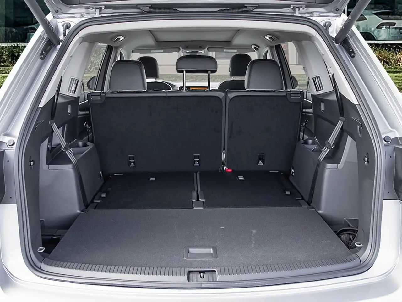 Volkswagen Atlas снимка Volkswagen Atlas