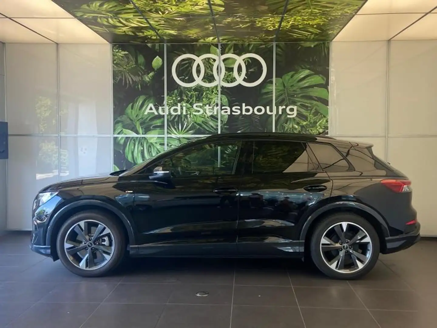 Audi e-tron 45 e-tron 285ch S line - 2