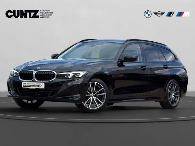 BMW 320 i Touring Anhängerk. PDC Sitzheizung Live Cockpit