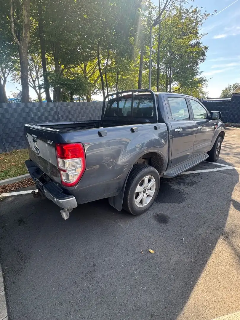 Ford Ranger XLT Doppelkabine 4x4*AUTOMATIK*NAVI*KLIMA Gris - 2