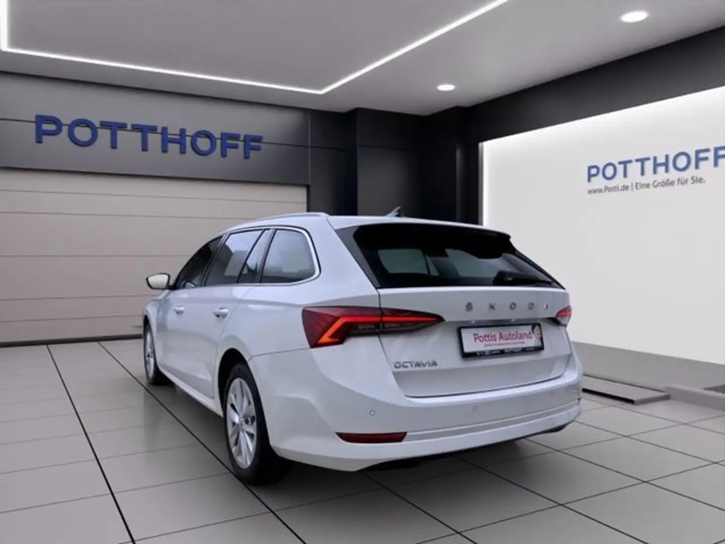 Skoda Octavia Combi 2.0 TDI STYLE AHK PDC SITZHZG KLIM Weiß - 2