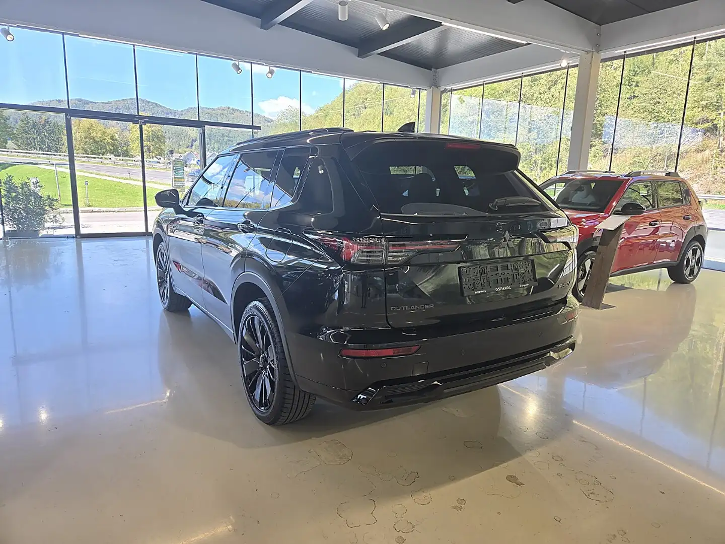 Mitsubishi Outlander 2,4 PHEV S-AWC Diamond Schwarz - 2