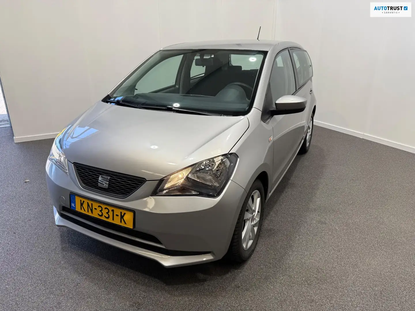 SEAT Mii 1.0 Style Grijs - 1