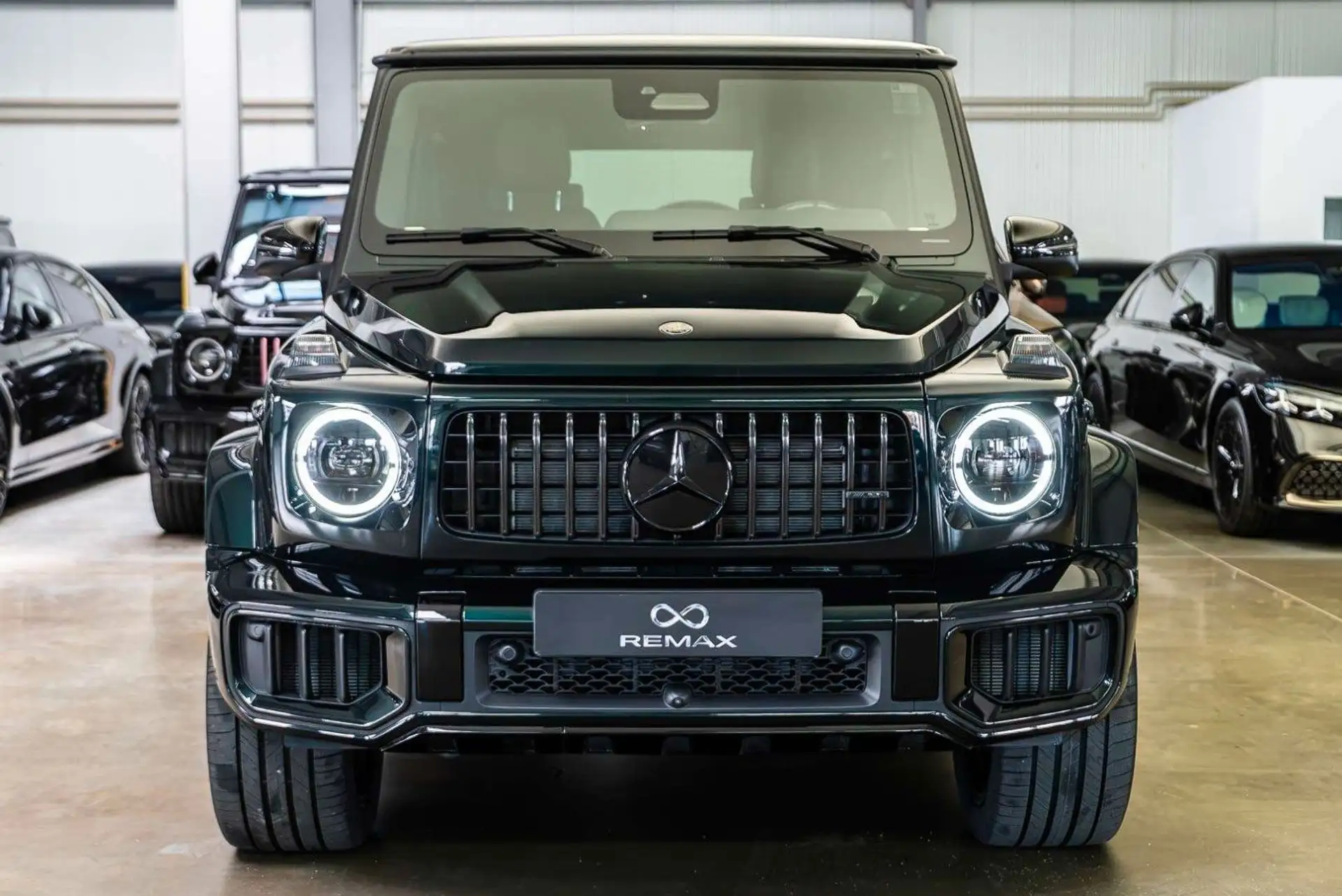 벤츠 G-Class G 63 AMG 2026 블랙 사진 6