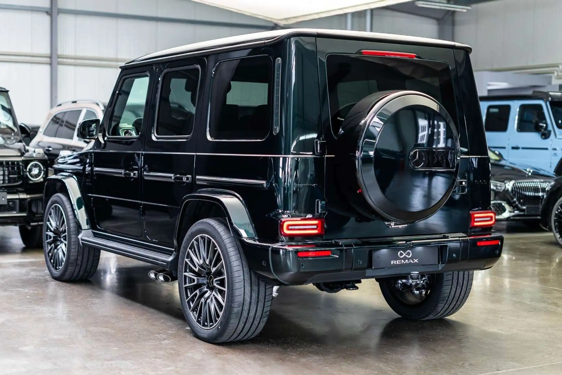 벤츠 G-Class G 63 AMG 2026 블랙 사진 8