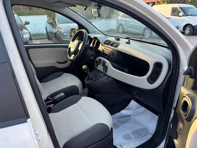 Fiat Panda view 11