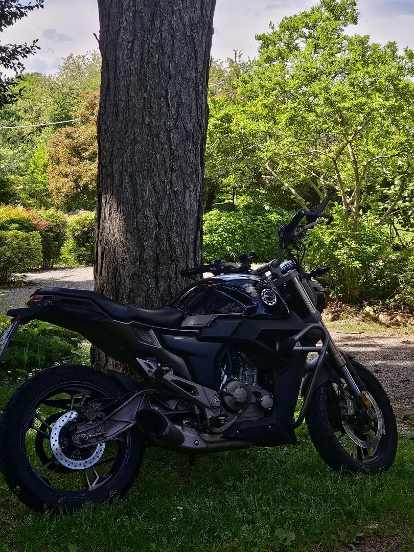 Zontes 125 G1 Negro - 1