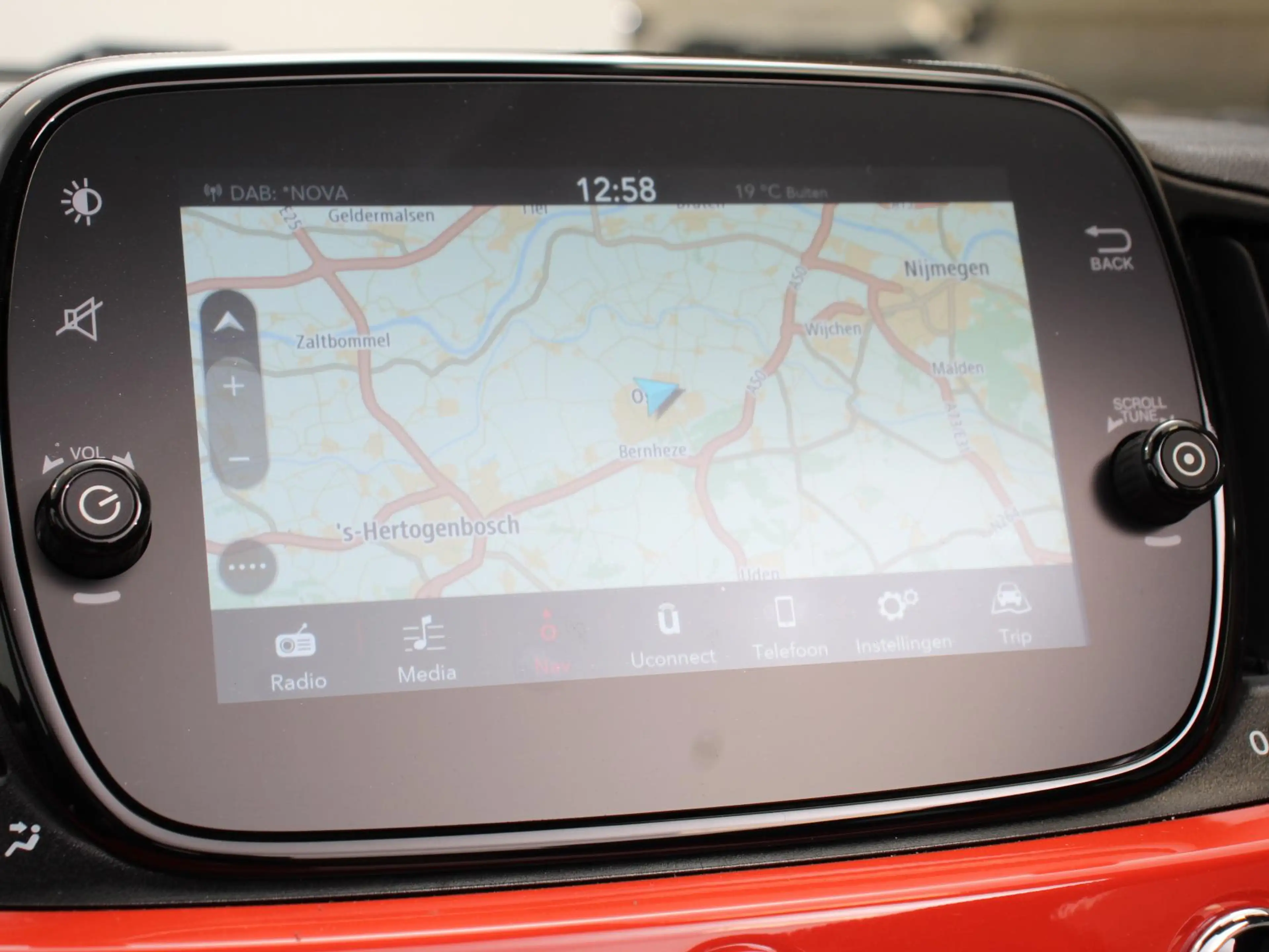 Fiat 500C 1.0 Hybrid Cabrio Navigatie Climate Control Cruise — photo 3