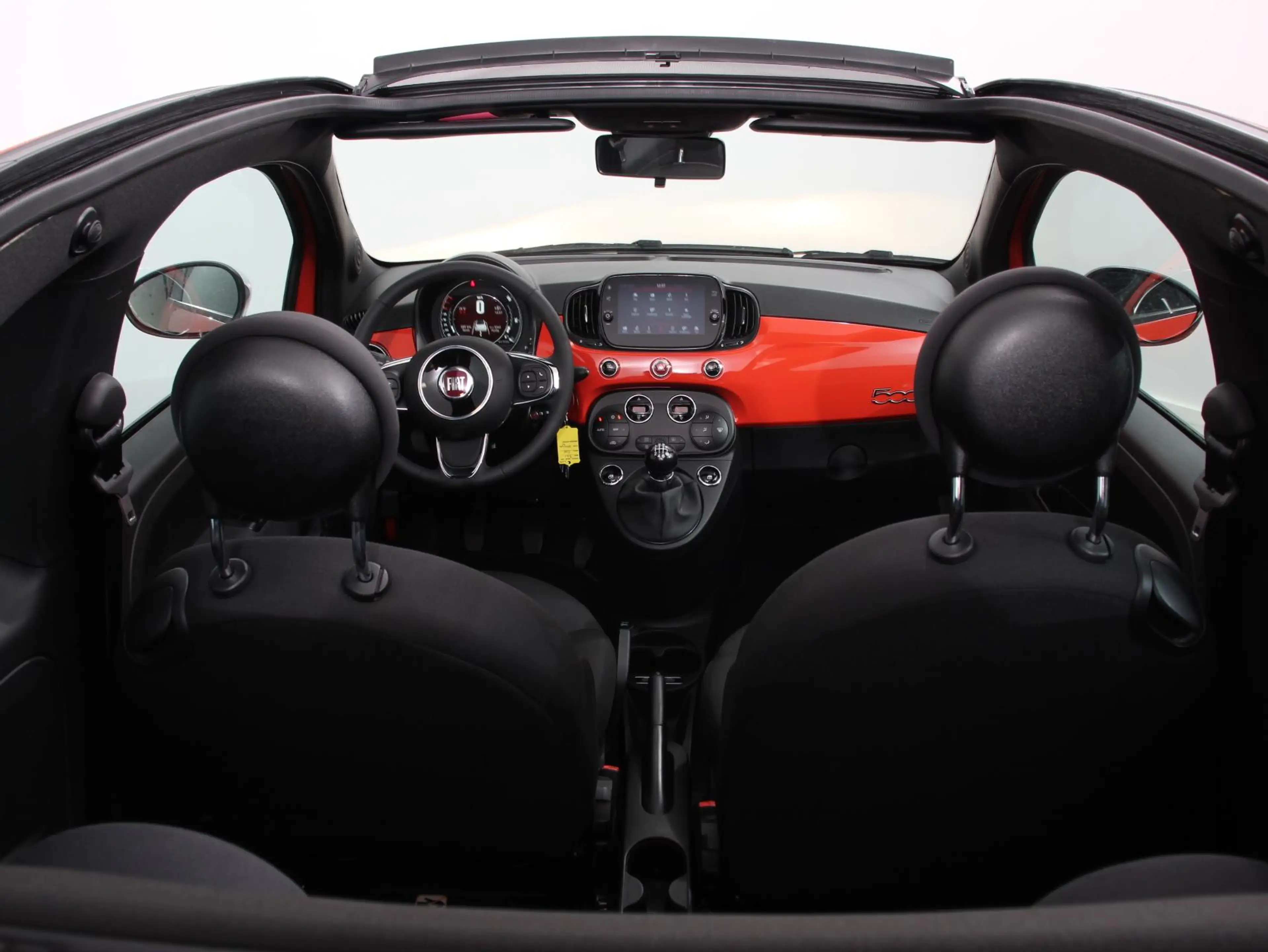 Fiat 500C 1.0 Hybrid Cabrio Navigatie Climate Control Cruise — photo 2