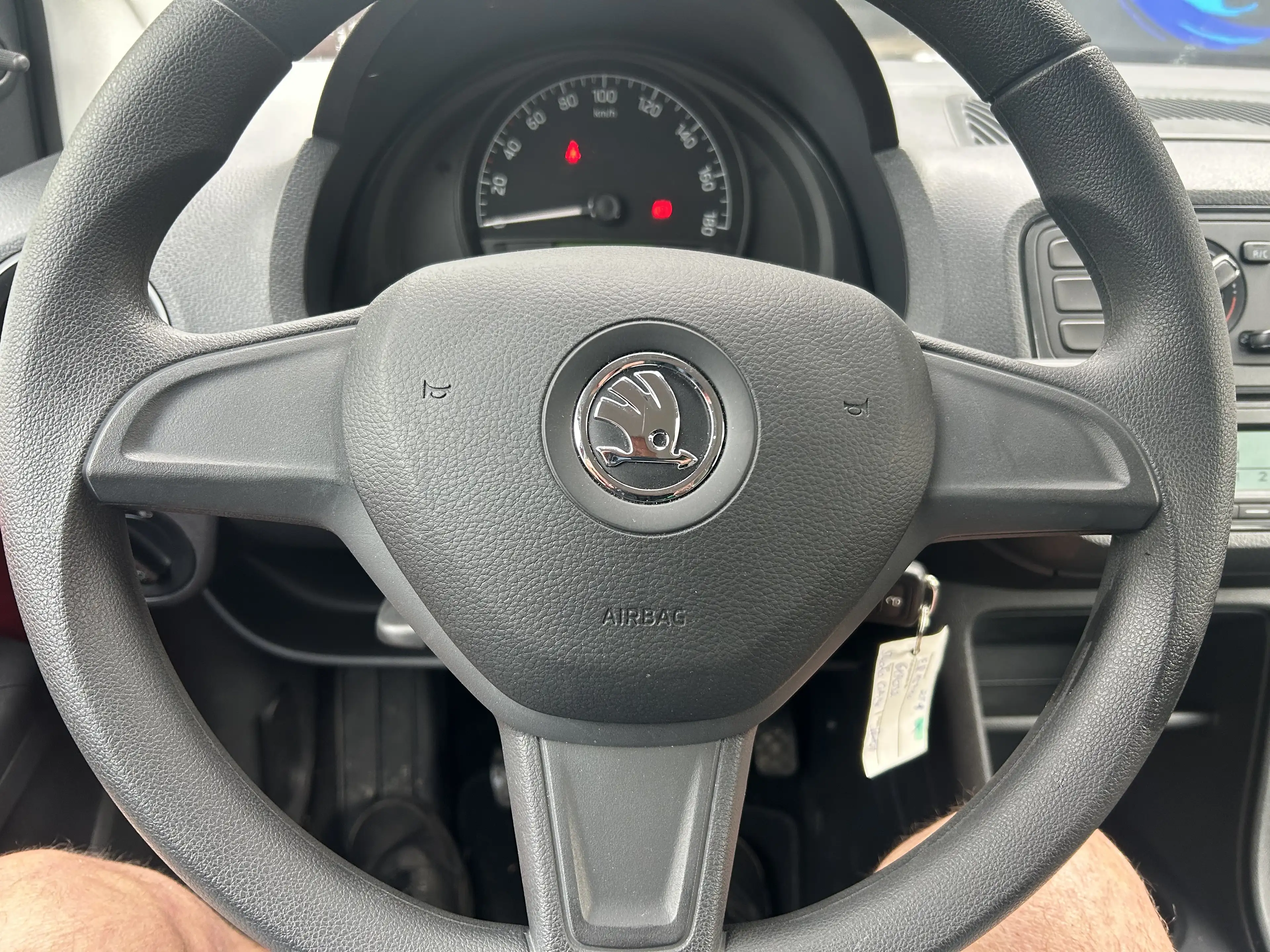 Skoda Citigo 1.0i 5 PORTES AIRCO ***7654***KM GARANTIE 12 MOIS — photo 7