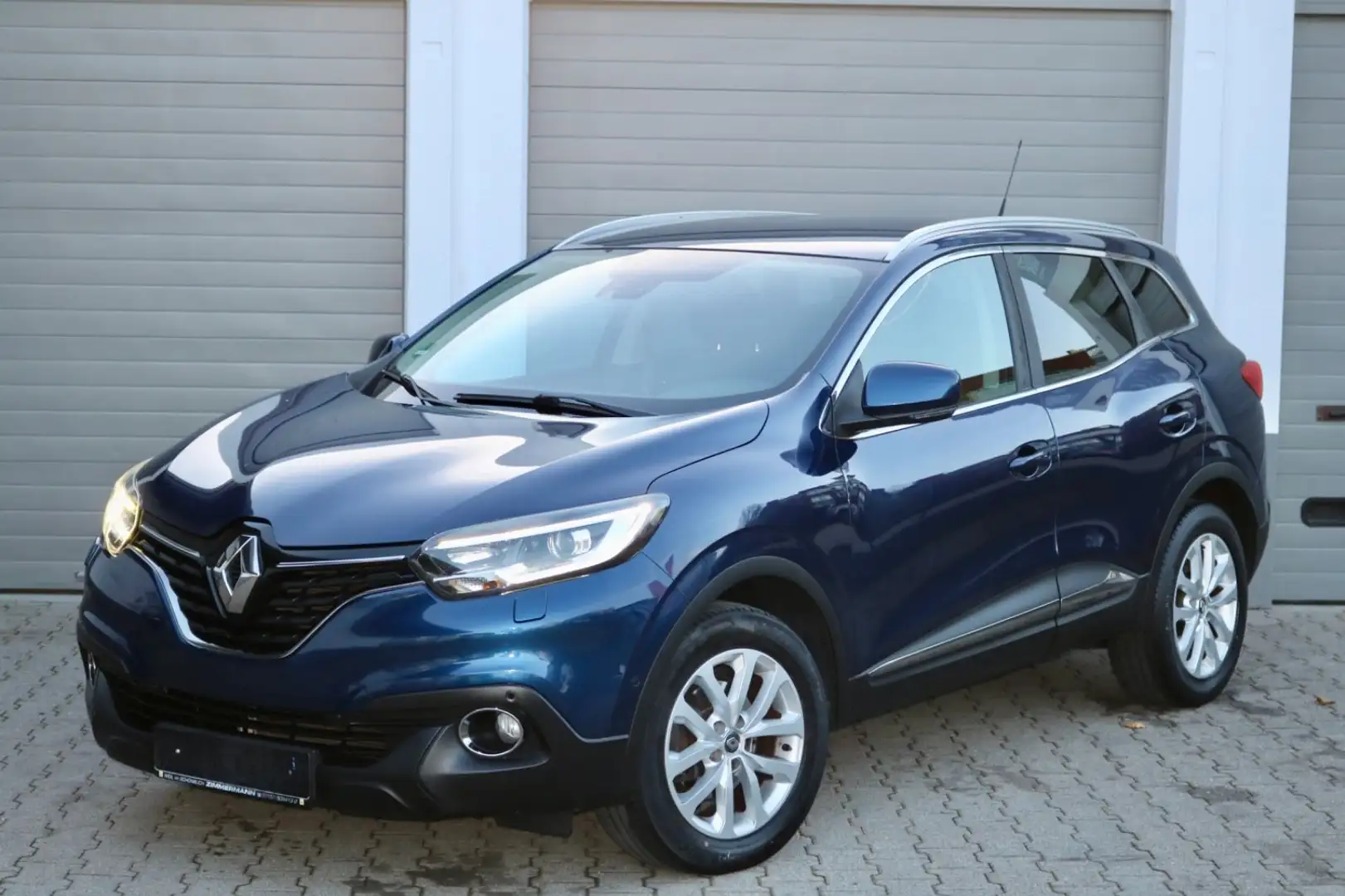 Renault Kadjar Collection/KAMERA/NAVI/AHK/8 FACH Blau - 1