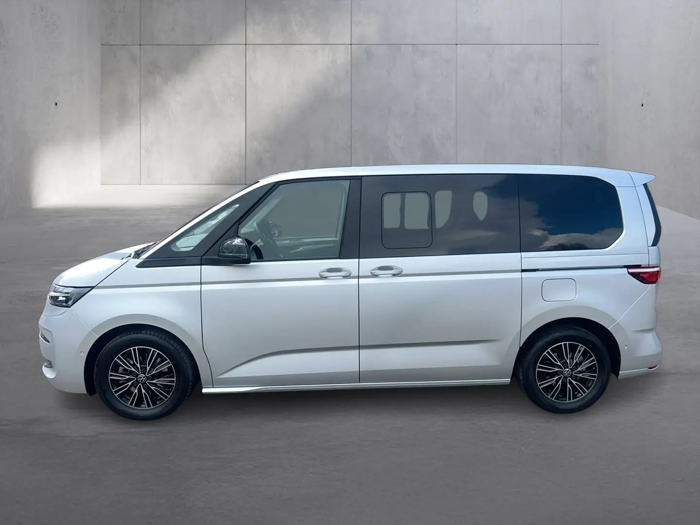 Volkswagen T7 Multivan VW T7 Multivan TDI Plateado - 2