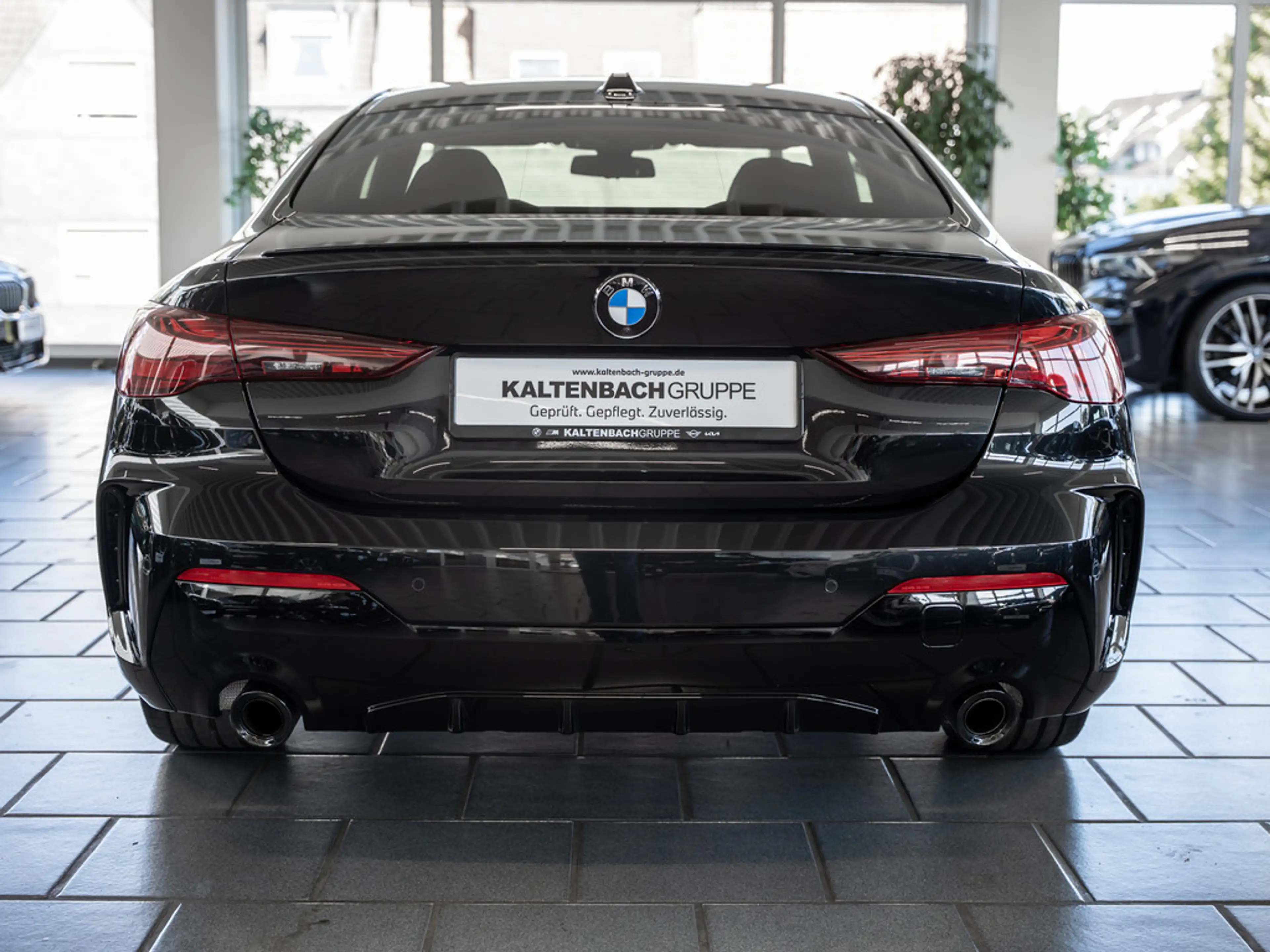 BMW 420 i Coupe M-Sport Pro HGSD 360° LED ACC NAVI — photo 6