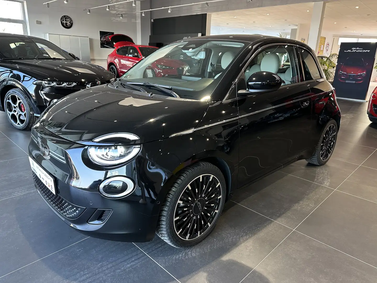 Fiat 500e La Prima Schwarz - 2