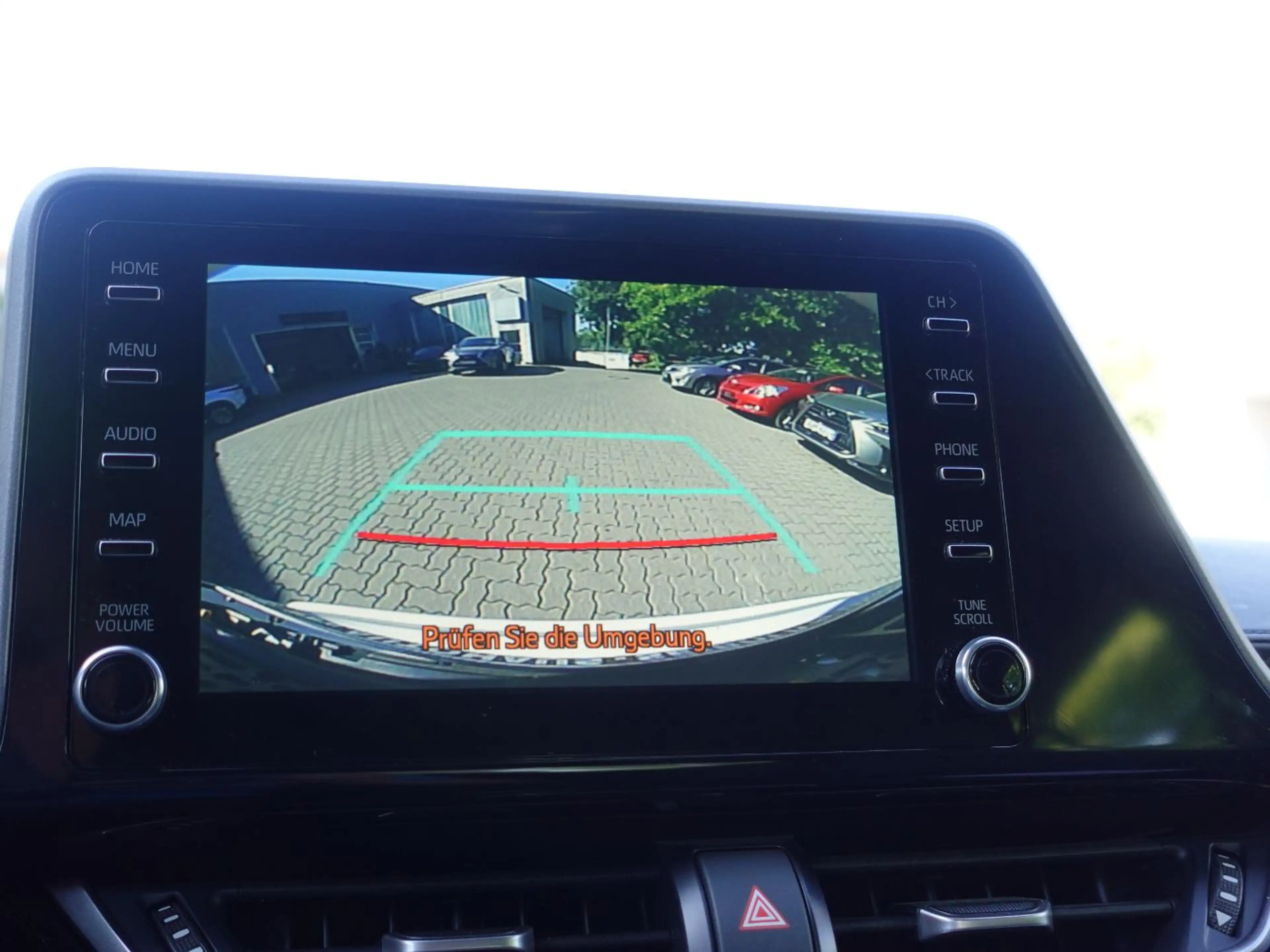 Toyota C-HR 1.8 Flow zuverlässiger Crossover*wenig KM — photo 15