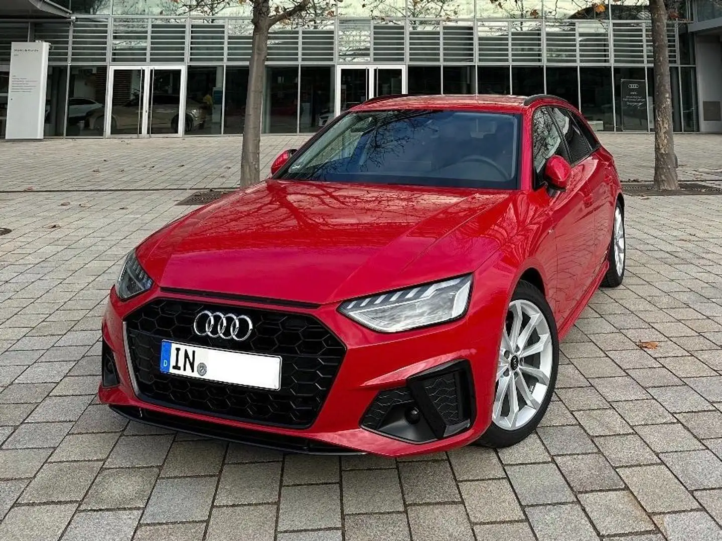 Audi A4 A4 Avant 35 TDI S tronic S line Rot - 2