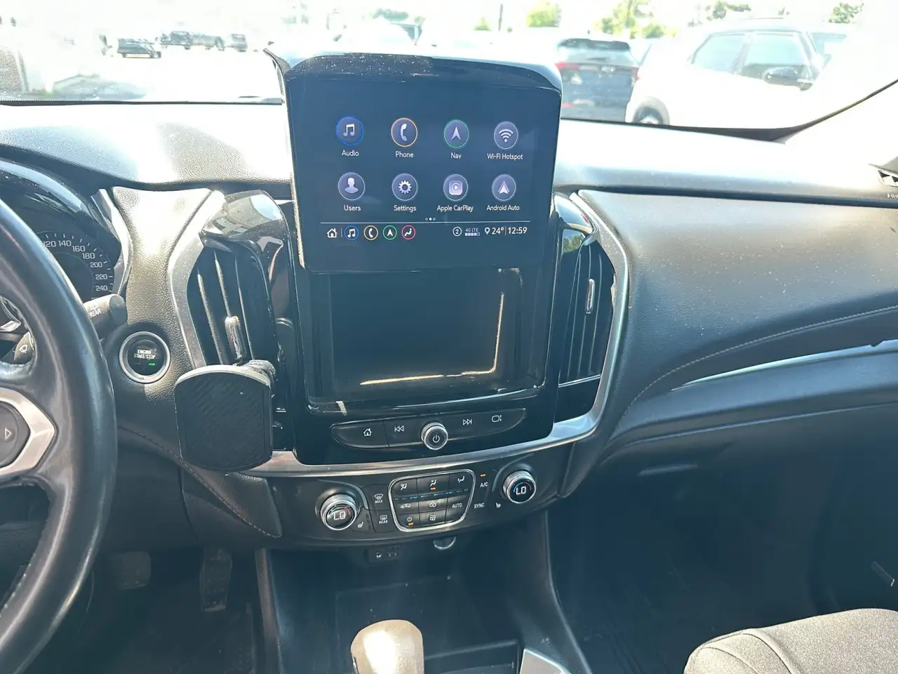 Chevrolet Traverse photo Chevrolet Traverse