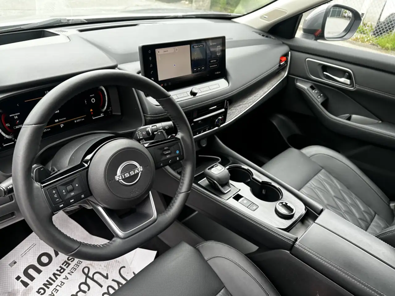 Nissan Rogue снимка Nissan Rogue