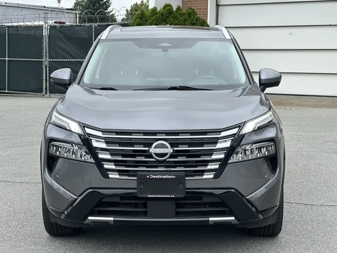 Nissan Rogue снимка Nissan Rogue