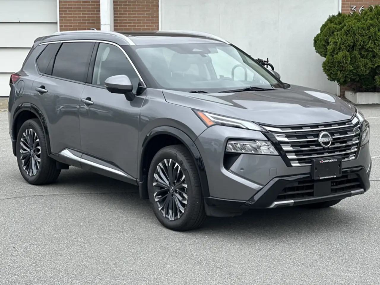 Nissan Rogue снимка Nissan Rogue