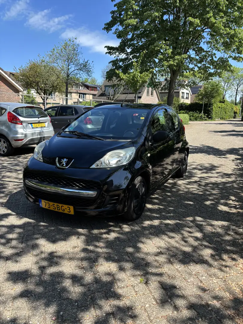 Peugeot 107 1.0-12V XR Negro - 2