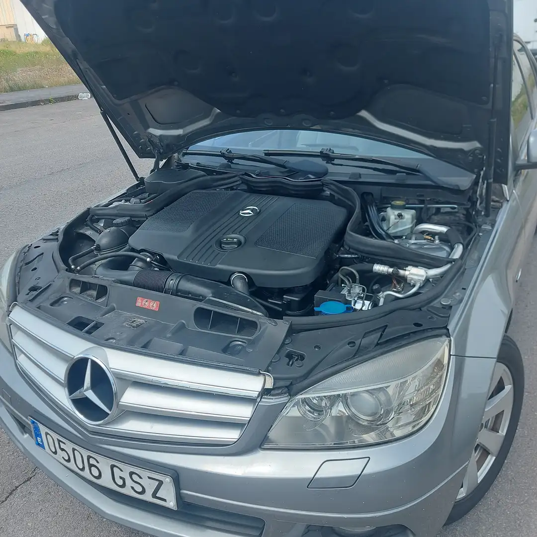 Mercedes-Benz C 200 C 200CDI BE Avantgarde Avantgarde Gris - 2
