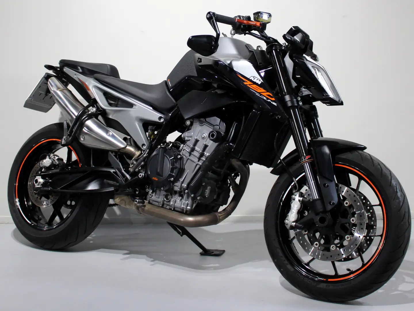 KTM 790 Duke - 2