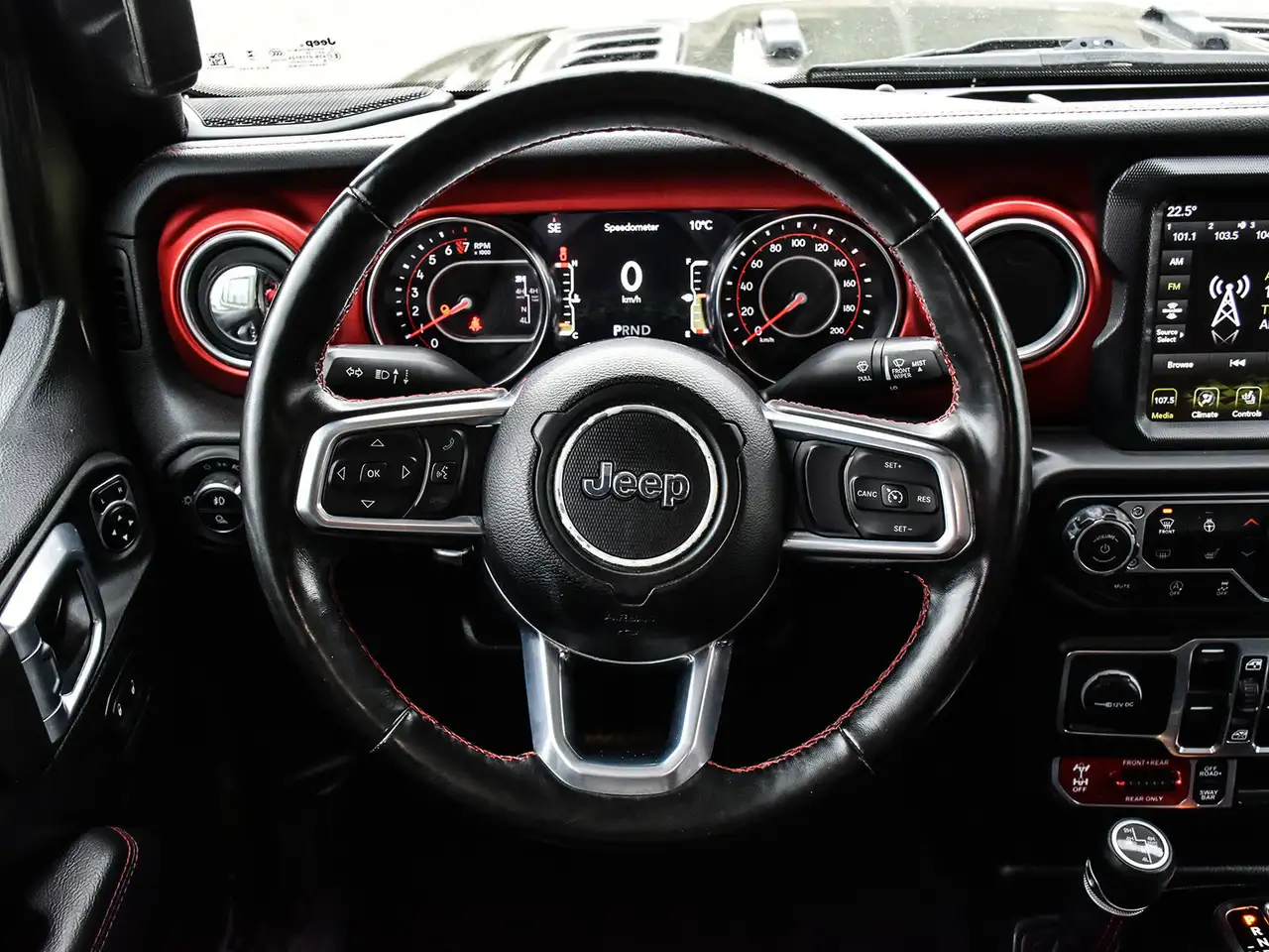 Jeep Gladiator снимка Jeep Gladiator