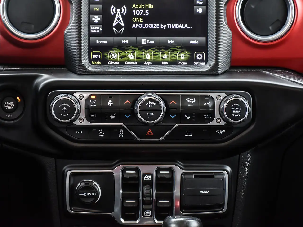 Jeep Gladiator снимка Jeep Gladiator