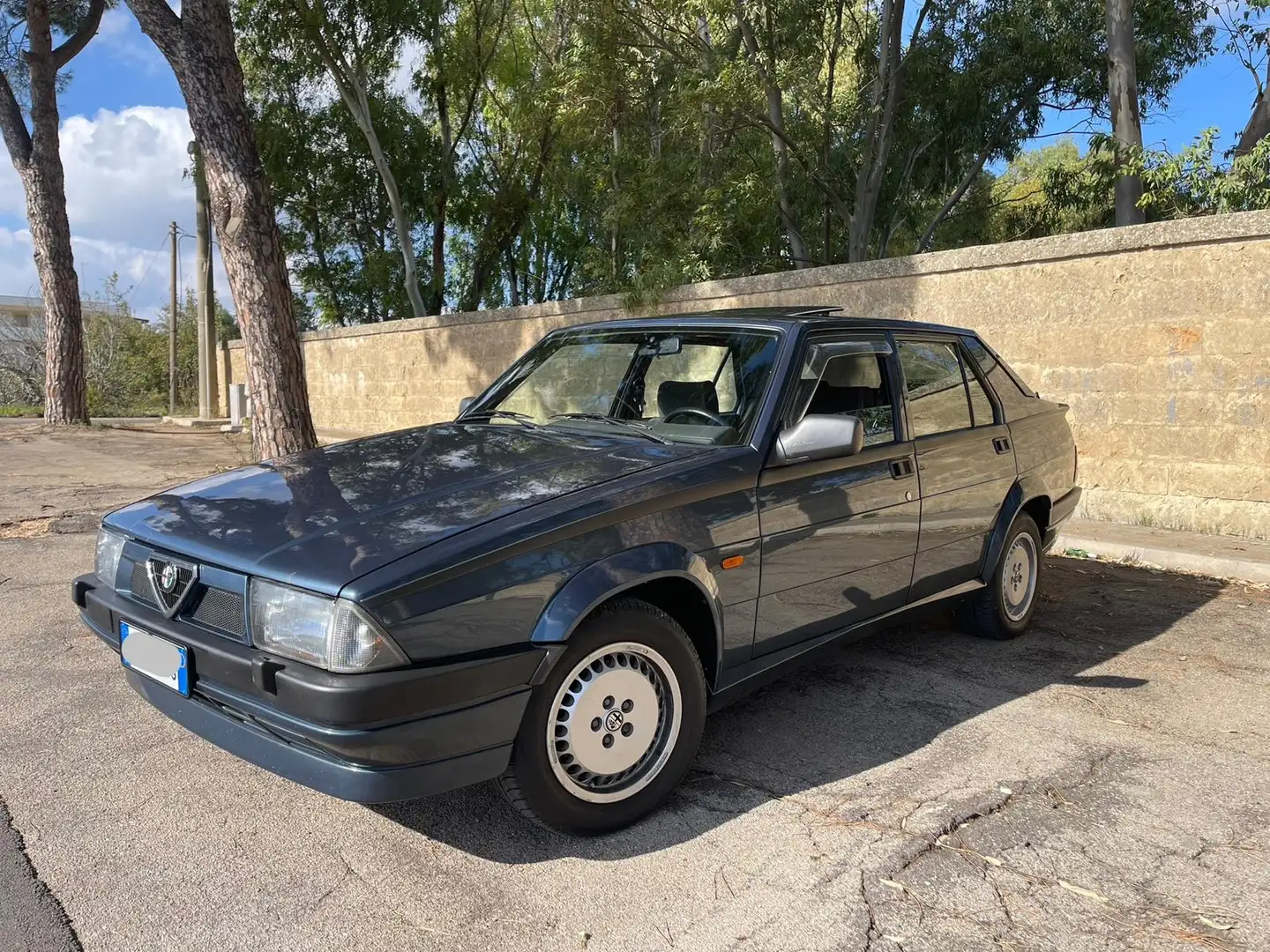 Alfa Romeo 75 2.0i ts - 1