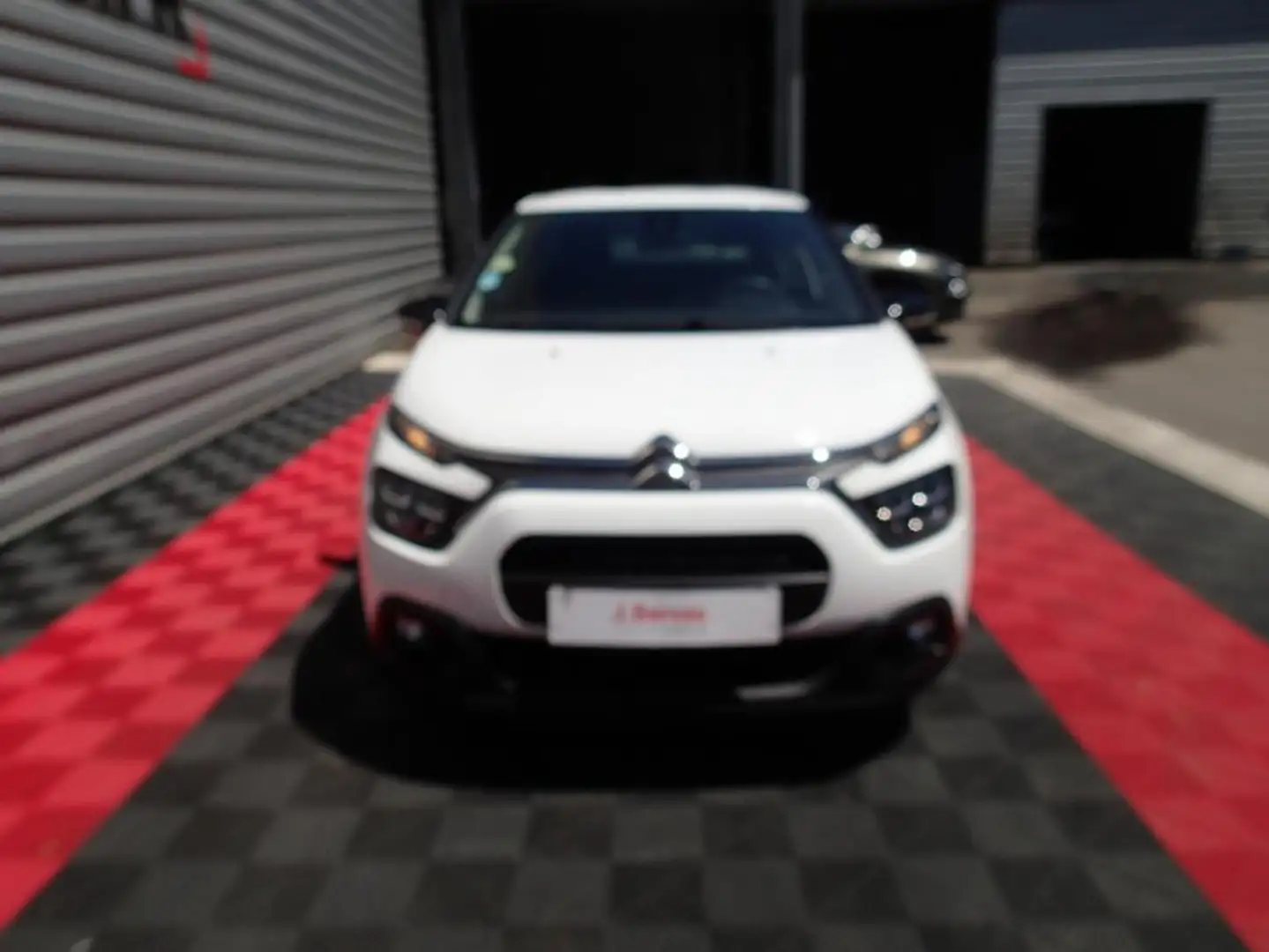 Citroen C3 SOCIETE BLUEHDI 100 SS BVM6 FEEL NAV Blanc - 2