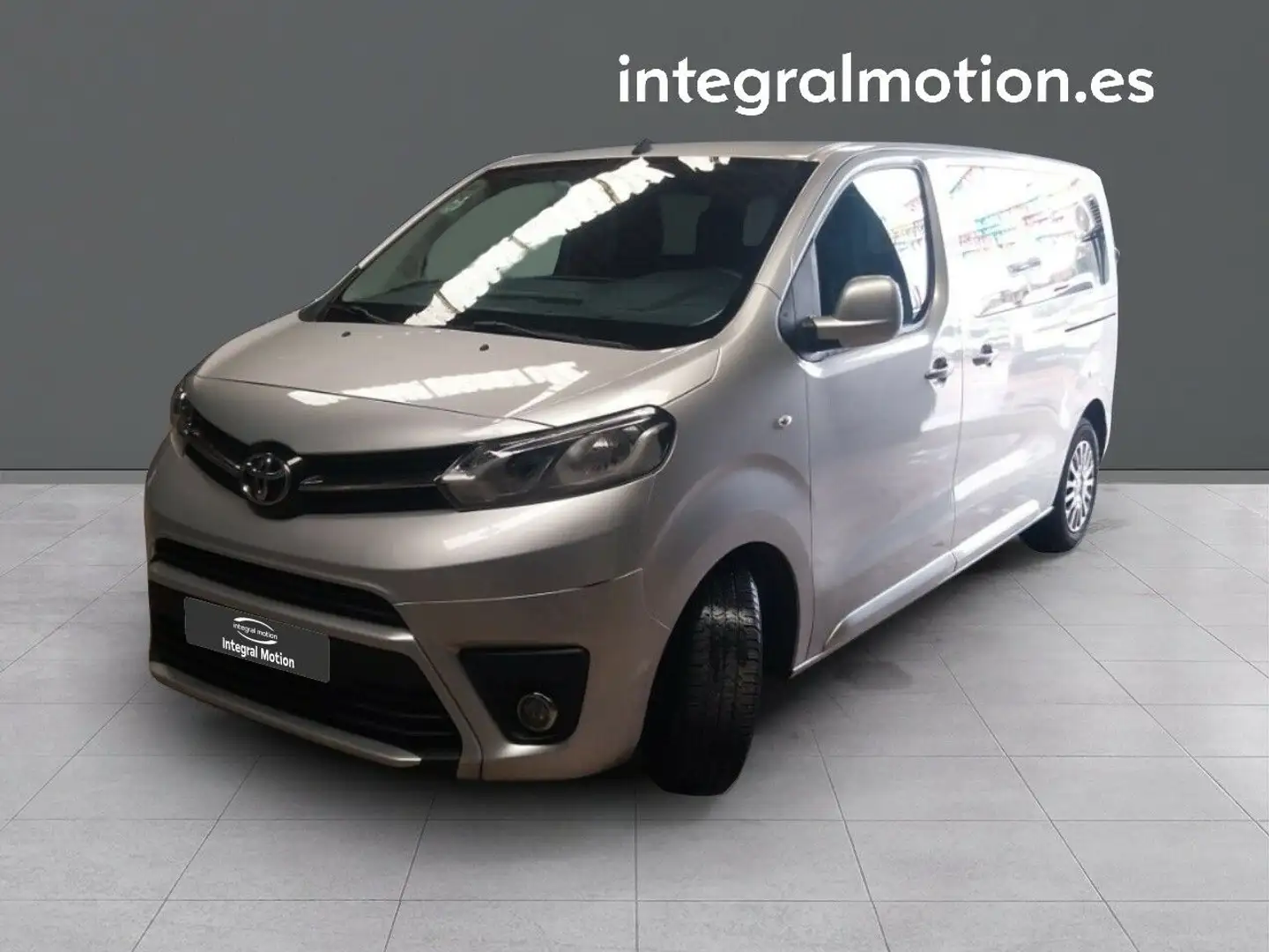 Toyota Proace 1.5 Gris - 1