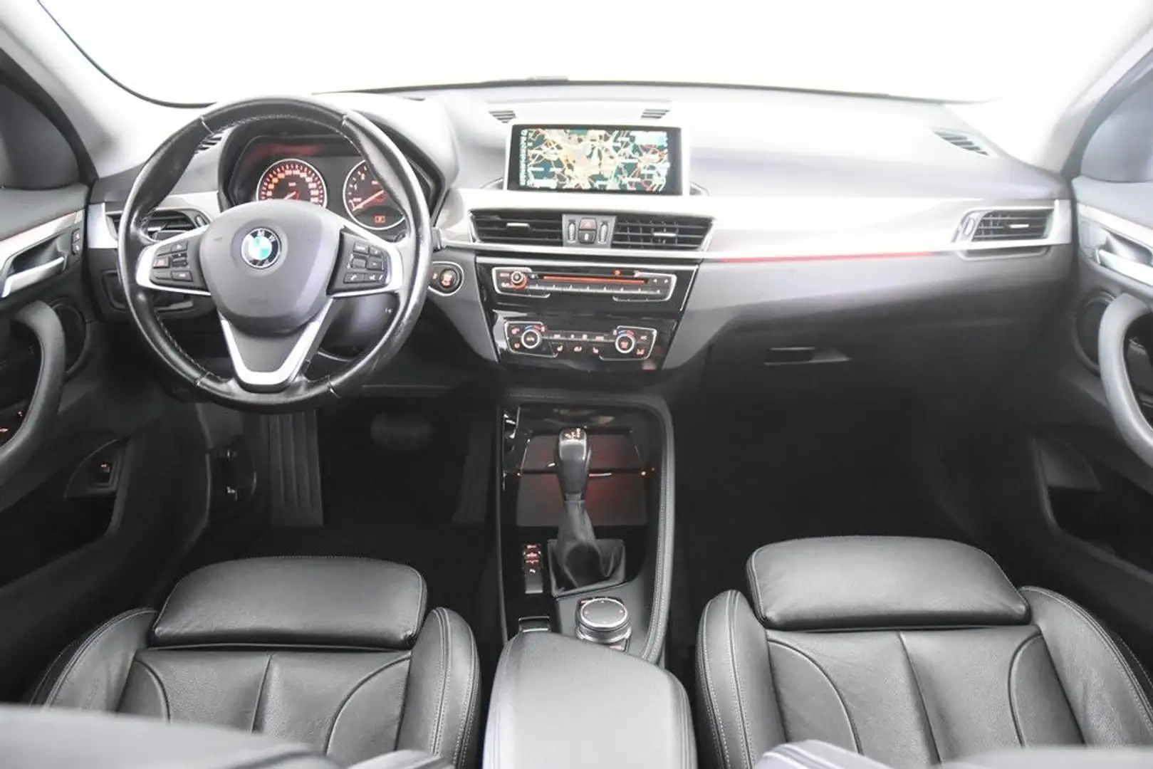BMW X1 sDrive20i *Leder*Navi*Ambiente*HUD*AHK* Blanc - 2