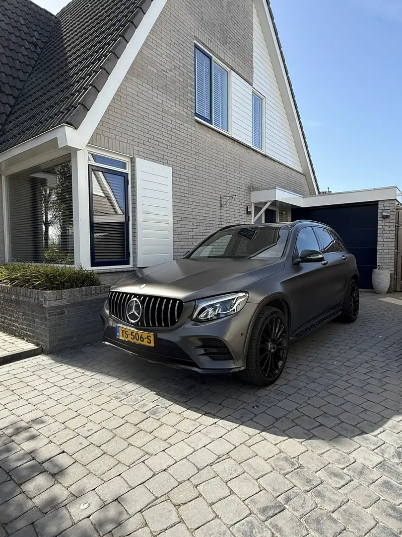 Mercedes-Benz GLC 250 4M. Prem. Plus Fekete - 1