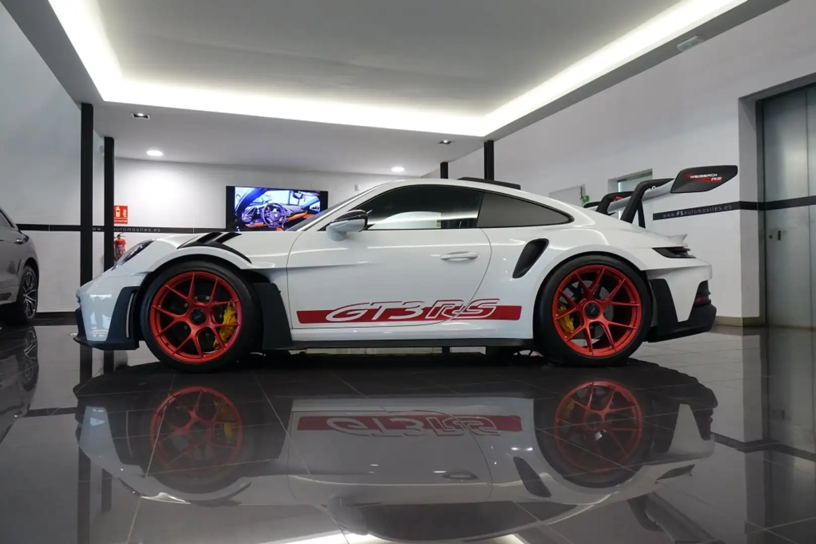 Porsche 992 GT3 RS Blanco - 2