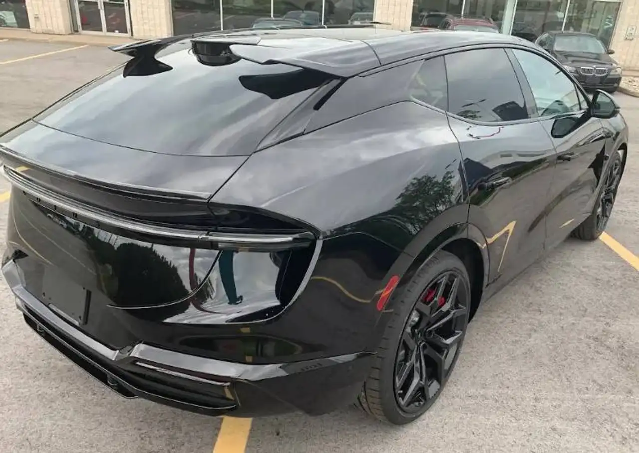 Lotus Eletre снимка Lotus Eletre