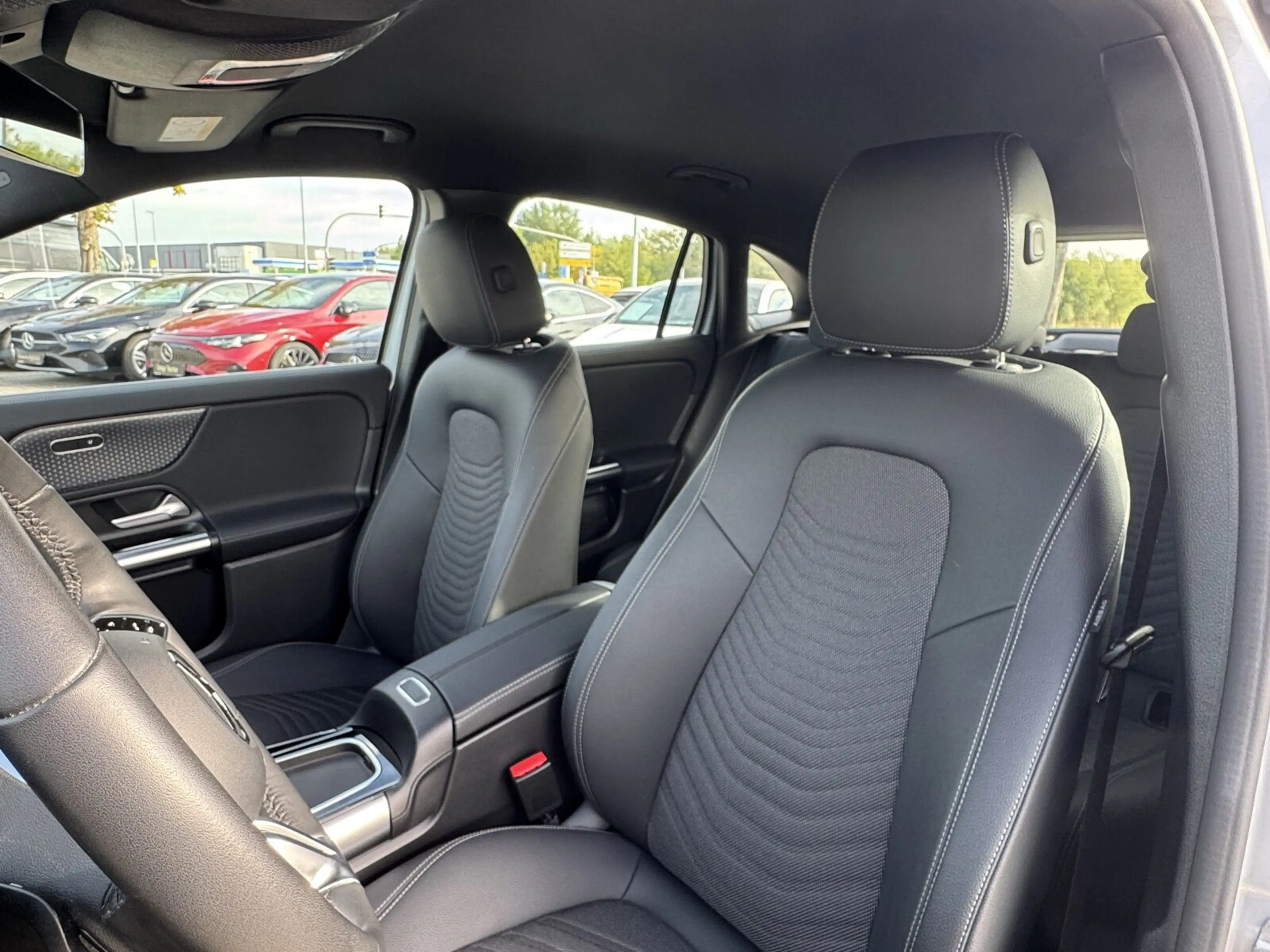 Mercedes-Benz EQA 250 EQA 250+ Progr Keyl Go RüKam LED Distro Soundsys — photo 10