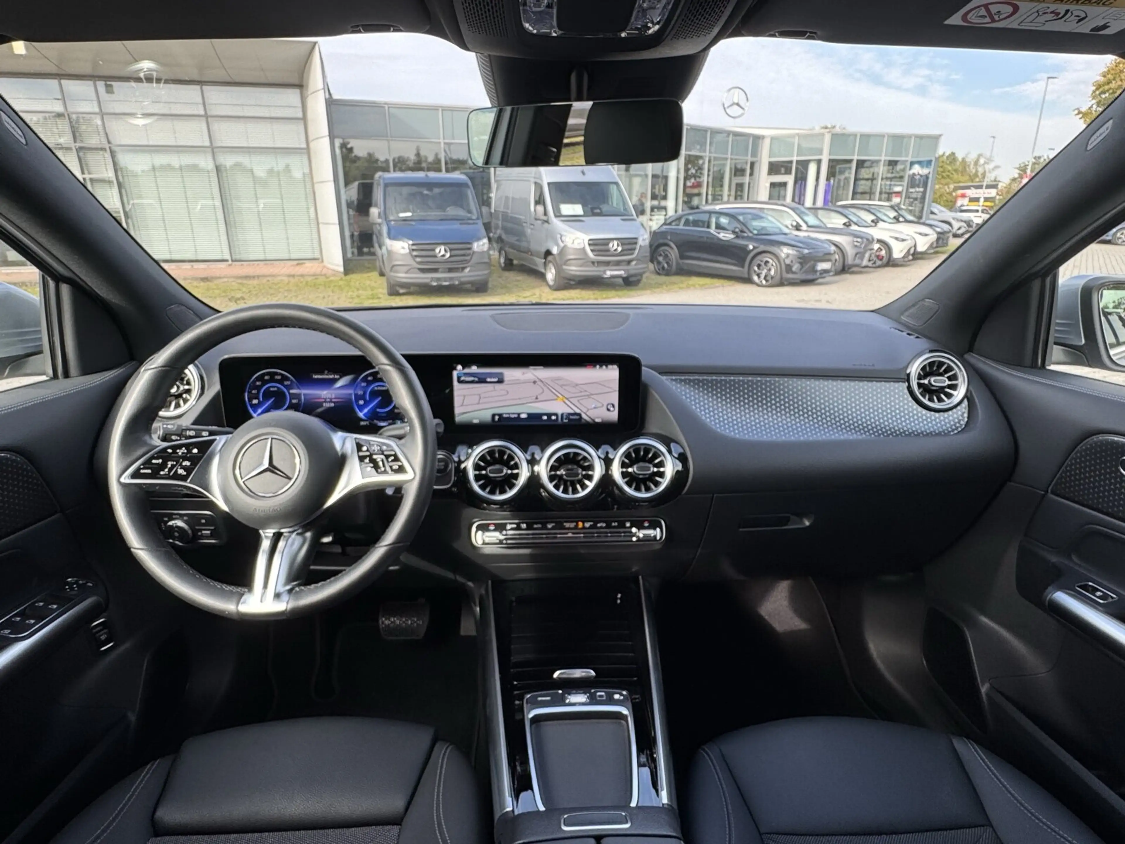 Mercedes-Benz EQA 250 EQA 250+ Progr Keyl Go RüKam LED Distro Soundsys — photo 11