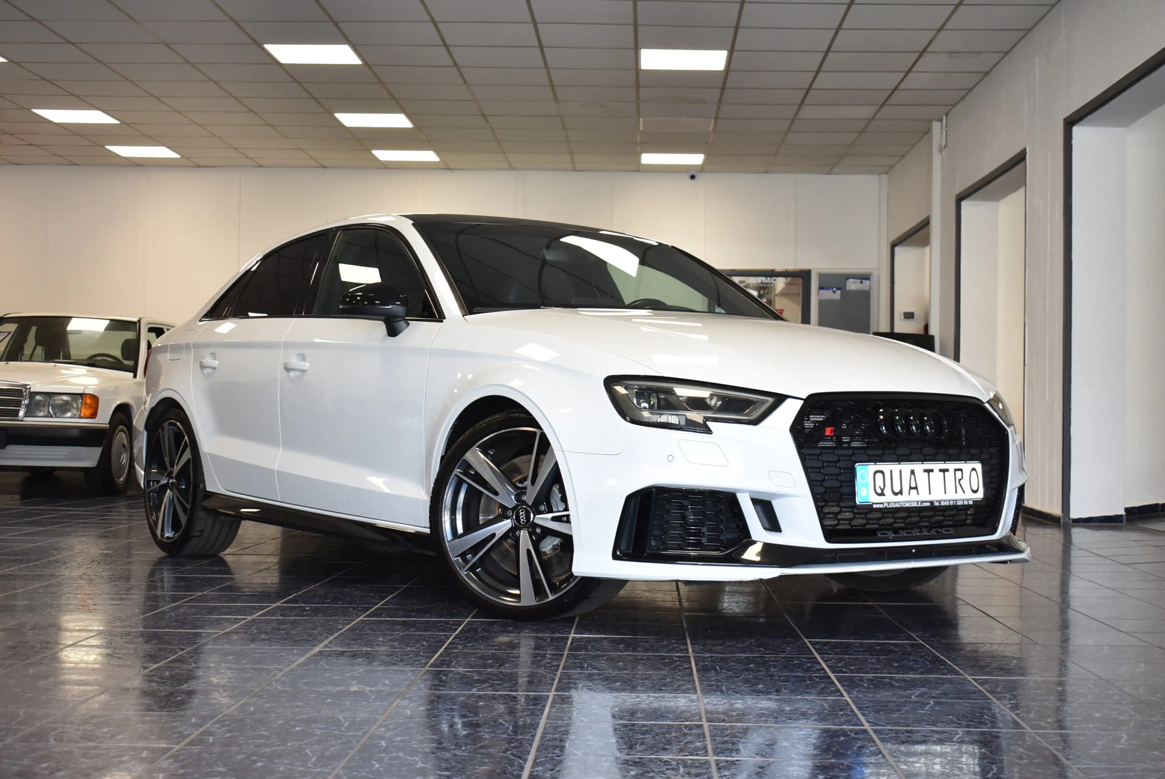 Audi RS3 2.5 TFSI Quattro Lim Aut Navi LED Kamer — photo 2
