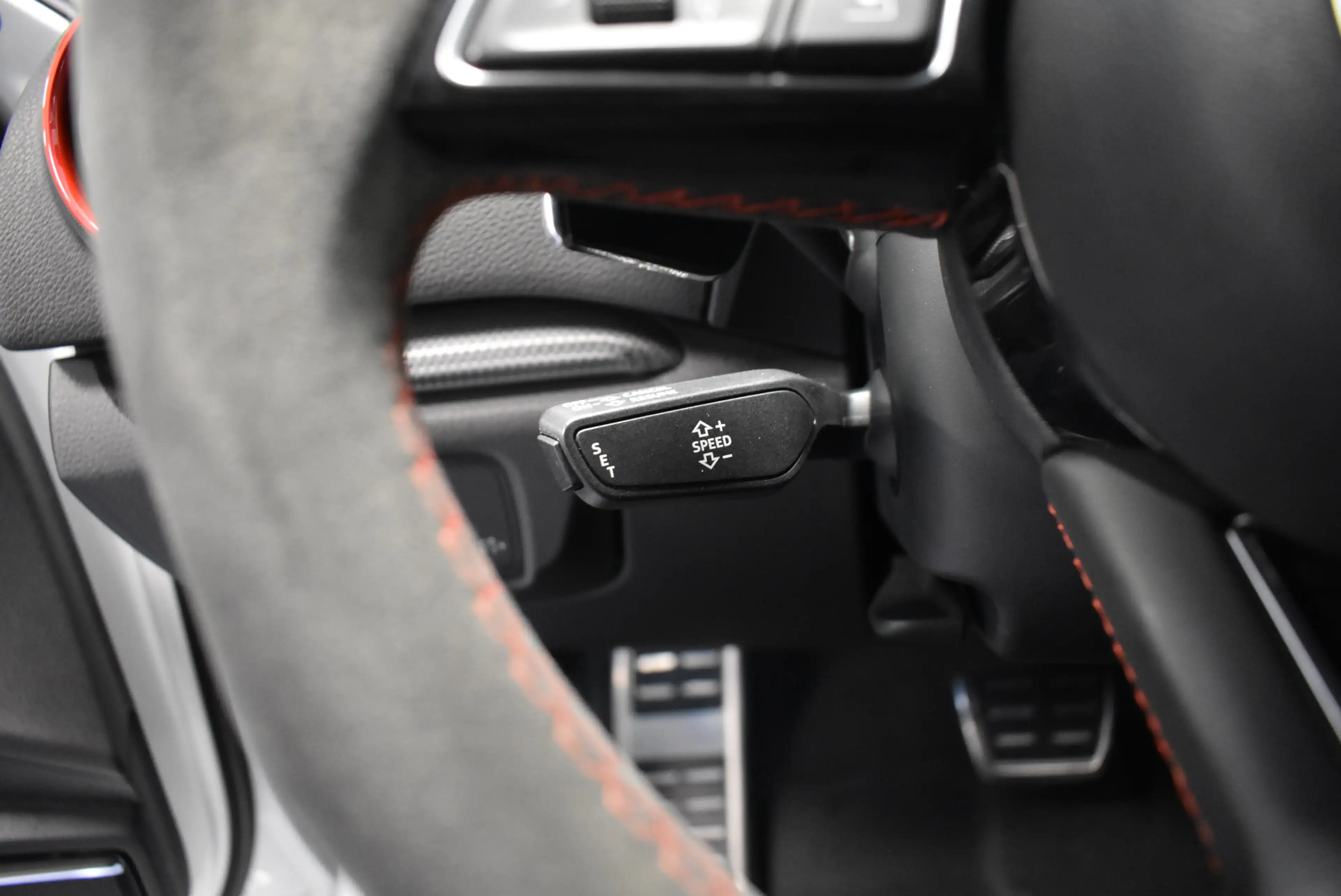 Audi RS3 2.5 TFSI Quattro Lim Aut Navi LED Kamer — photo 12