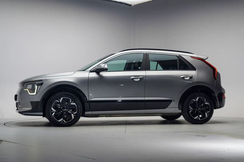 Kia e-Niro DynamicLine 64.8 kWh 3-fase [ Navi Adapt.cruise Ap — photo 2