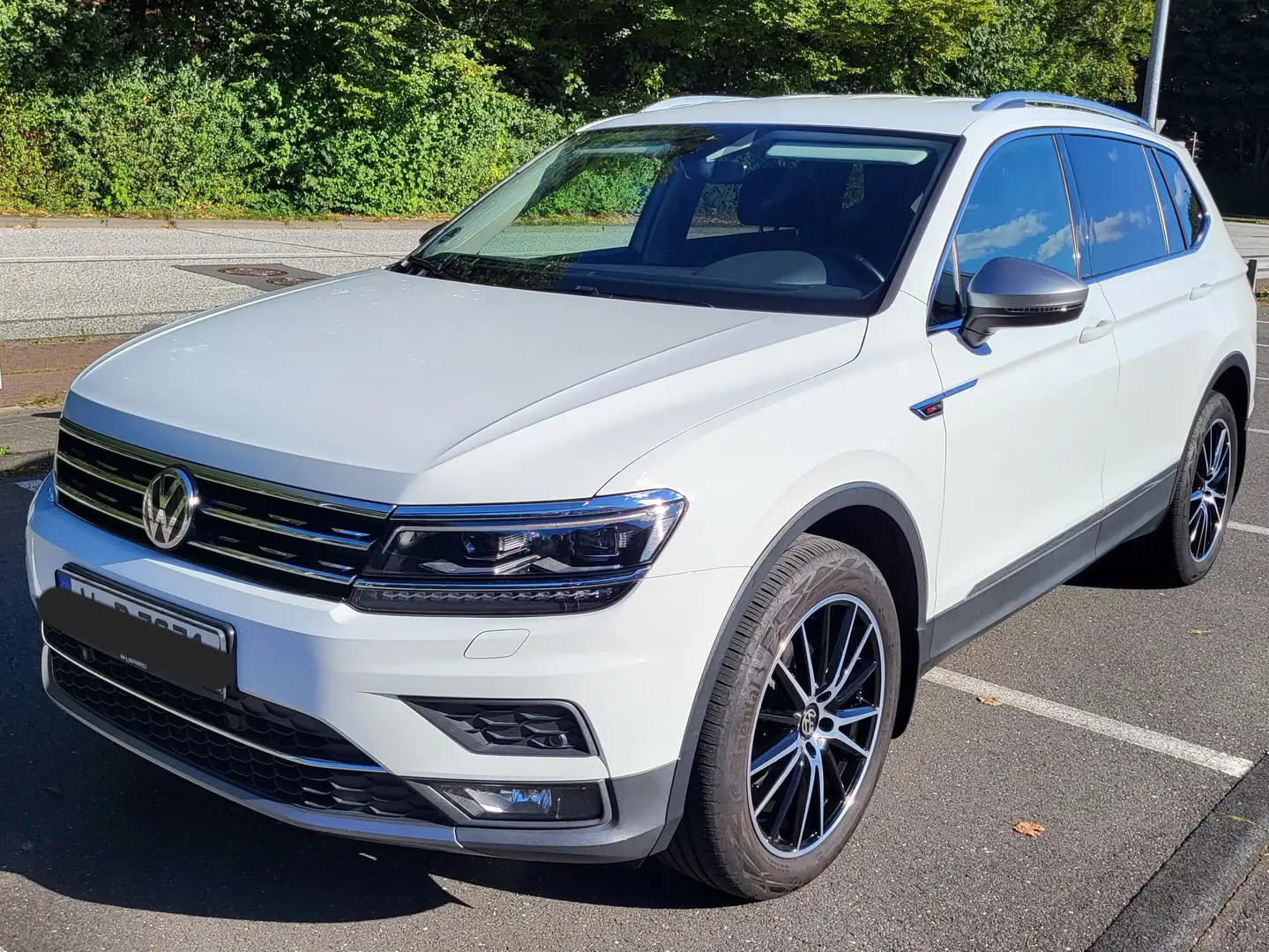 Volkswagen Tiguan Allspace Tiguan Allspace 2.0 TDI SCR 4Motion DSGHighline Weiß - 1